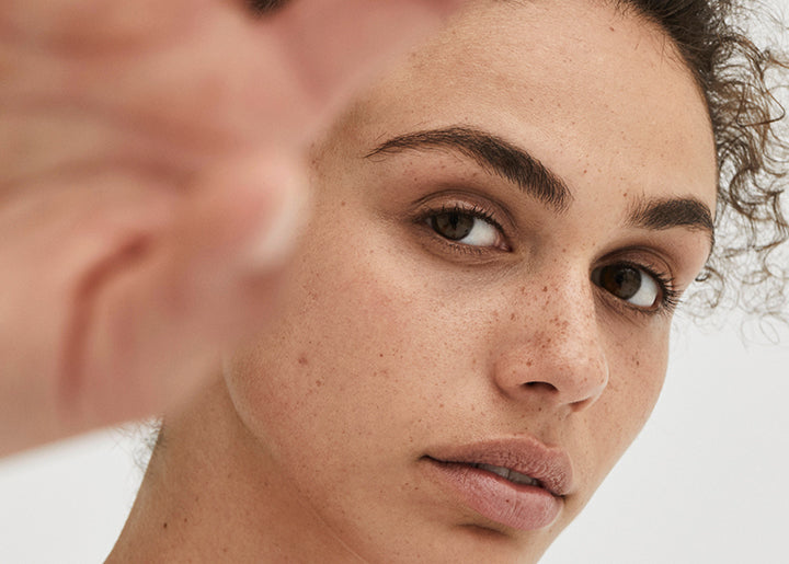 NATURAL SKIN AND NAIL SUPPORT: Dive Deeper into Holistic Beauty